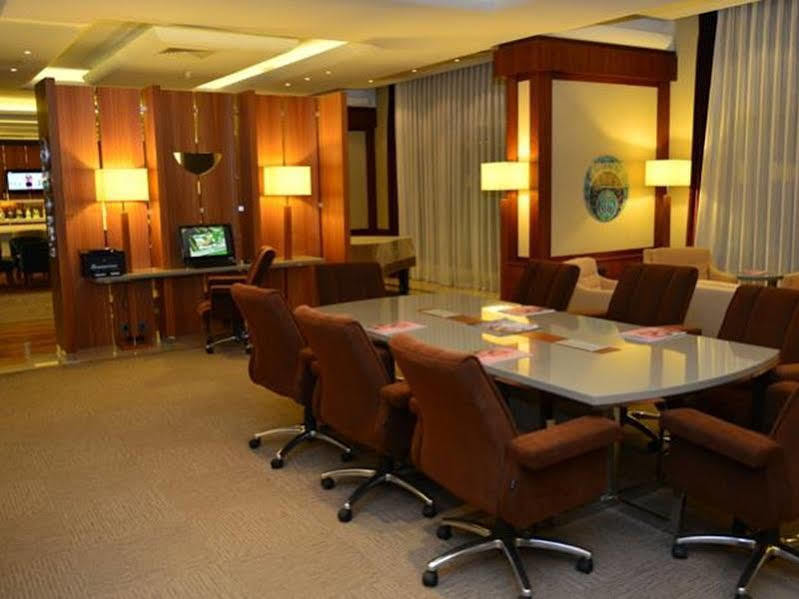 Anemon Grand Manisa Otel Екстер'єр фото